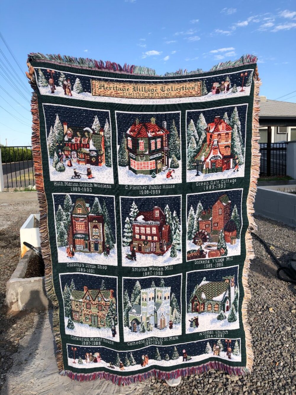 VTG Dept 56 Heritage Village Collection Tapestry Throw Blanket Goodwin Weavers